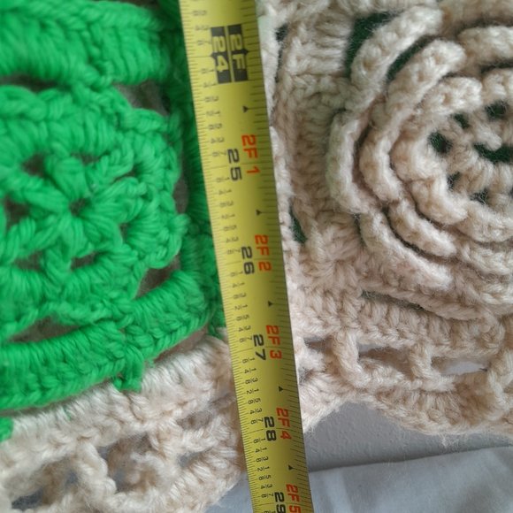 Homemade Knit Blanket Green Tan Floral 3D detail 28x16" Throw - Picture 7 of 12